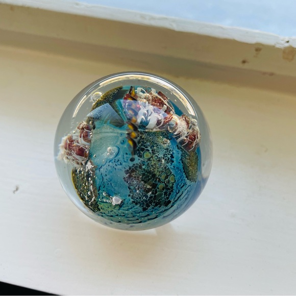 Josh Simpson Inhabited Planet Art Glass Paperweight Globe - Rare - Picture 1 of 8